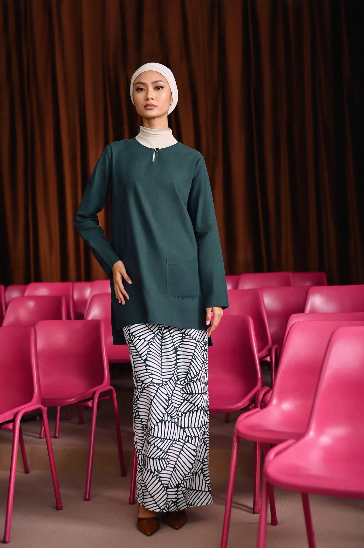 The Dulu Kita Women Kurti - Emerald Green