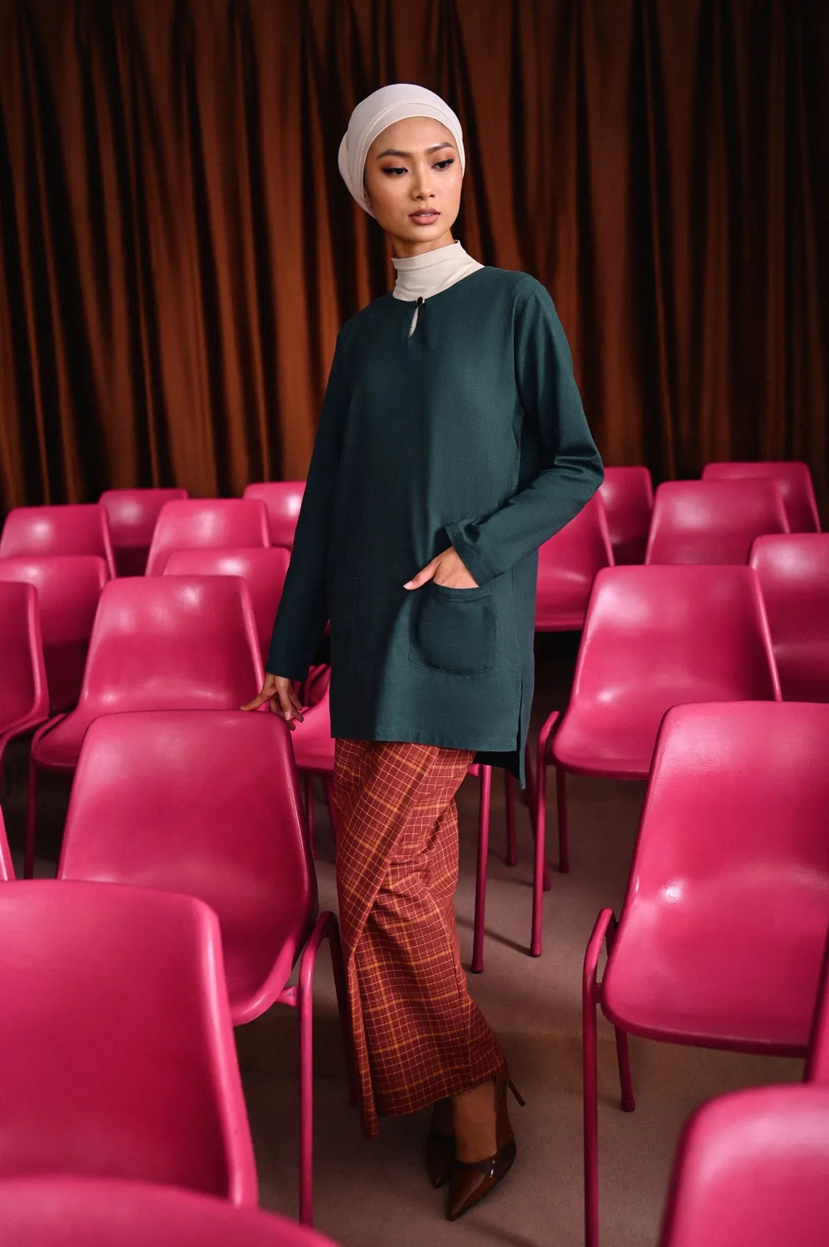 The Dulu Kita Women Kurti - Emerald Green