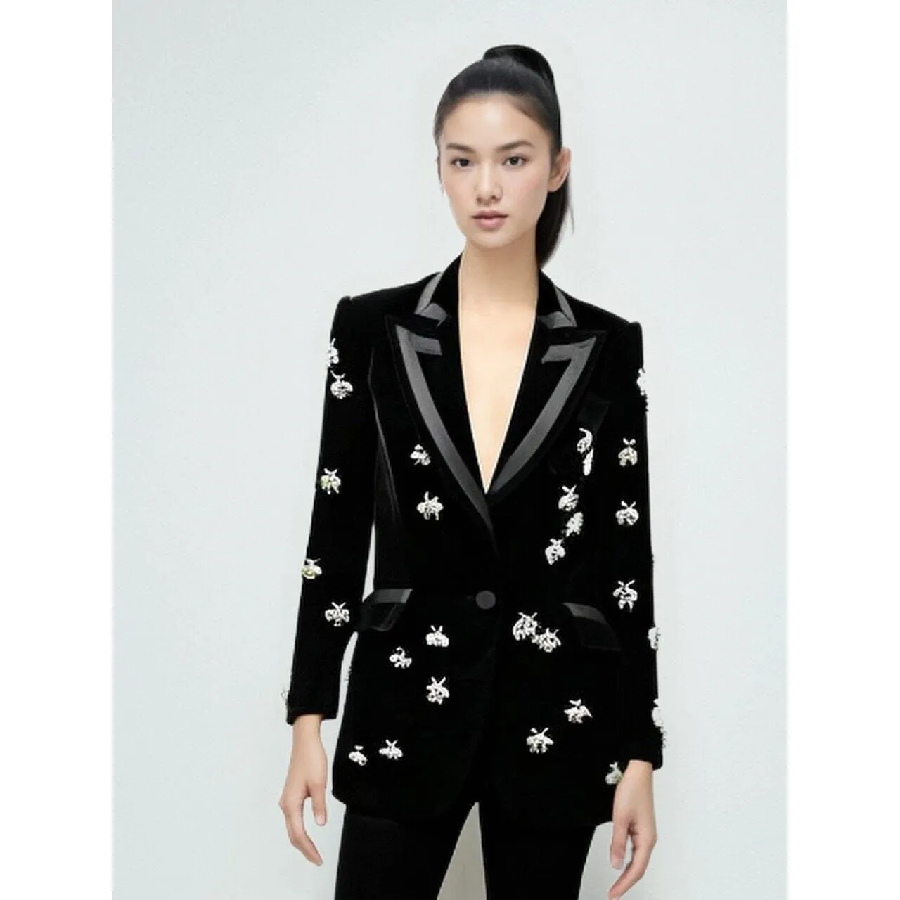 The Giovanna Velvet Long Tail Blazer